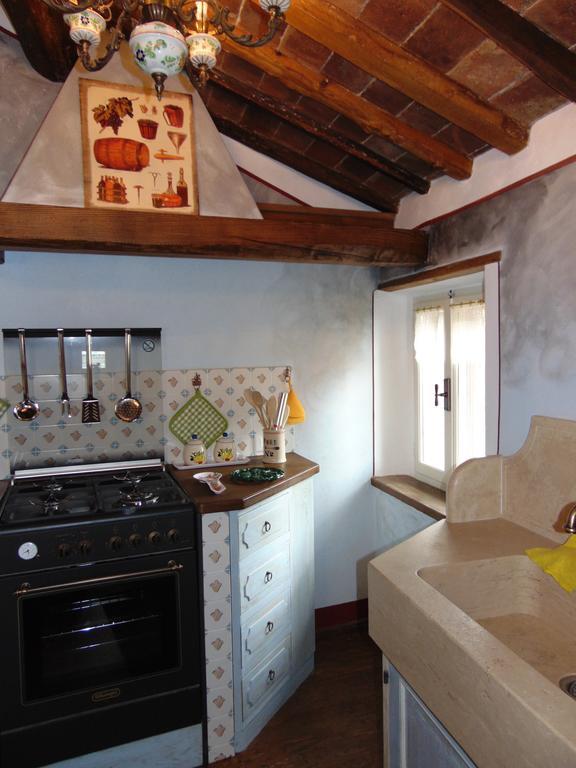 Domus Ghibellinae- Fonte Di San Benedetto Apartment Cortona Ruang foto