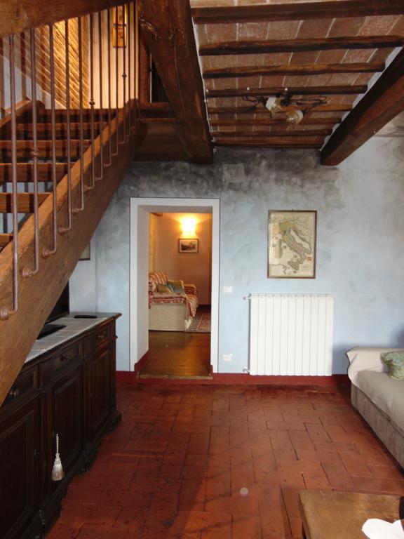 Domus Ghibellinae- Fonte Di San Benedetto Apartment Cortona Ruang foto