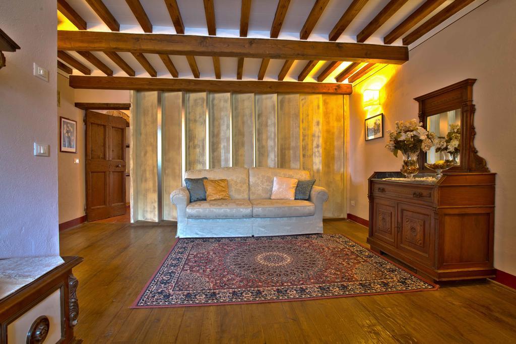 Domus Ghibellinae- Fonte Di San Benedetto Apartment Cortona Bagian luar foto