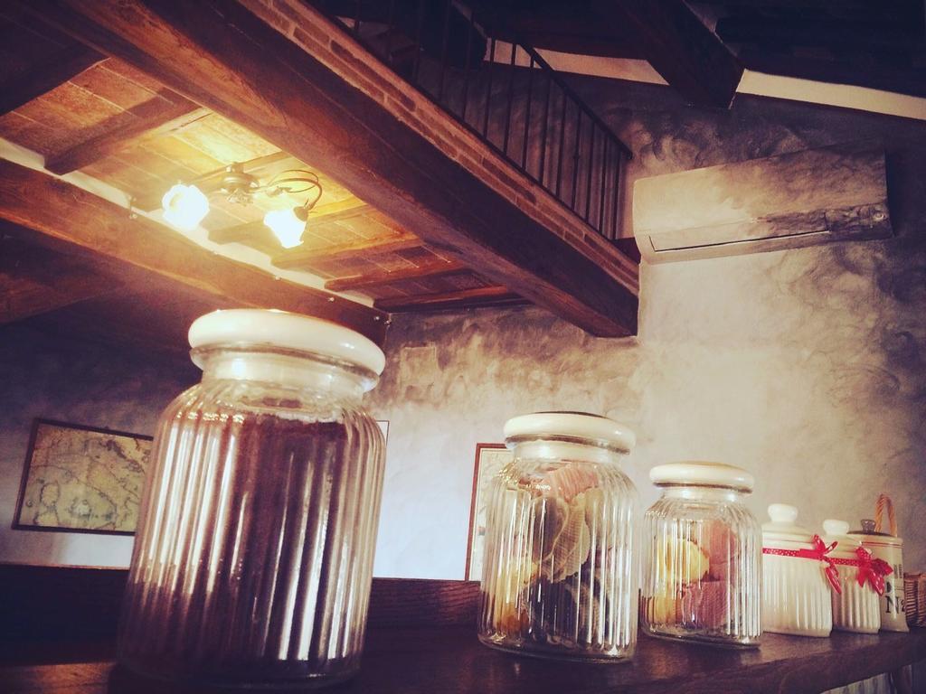 Domus Ghibellinae- Fonte Di San Benedetto Apartment Cortona Bagian luar foto
