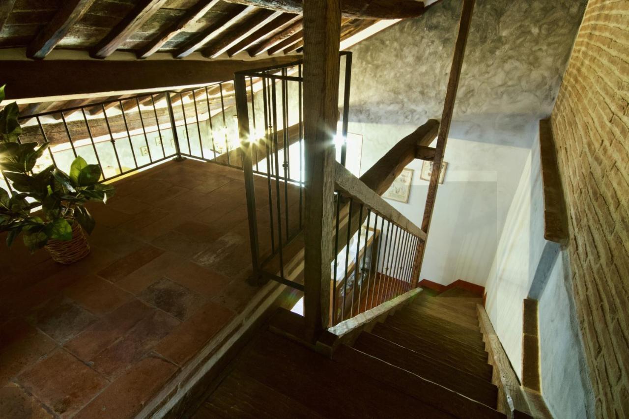 Domus Ghibellinae- Fonte Di San Benedetto Apartment Cortona Bagian luar foto