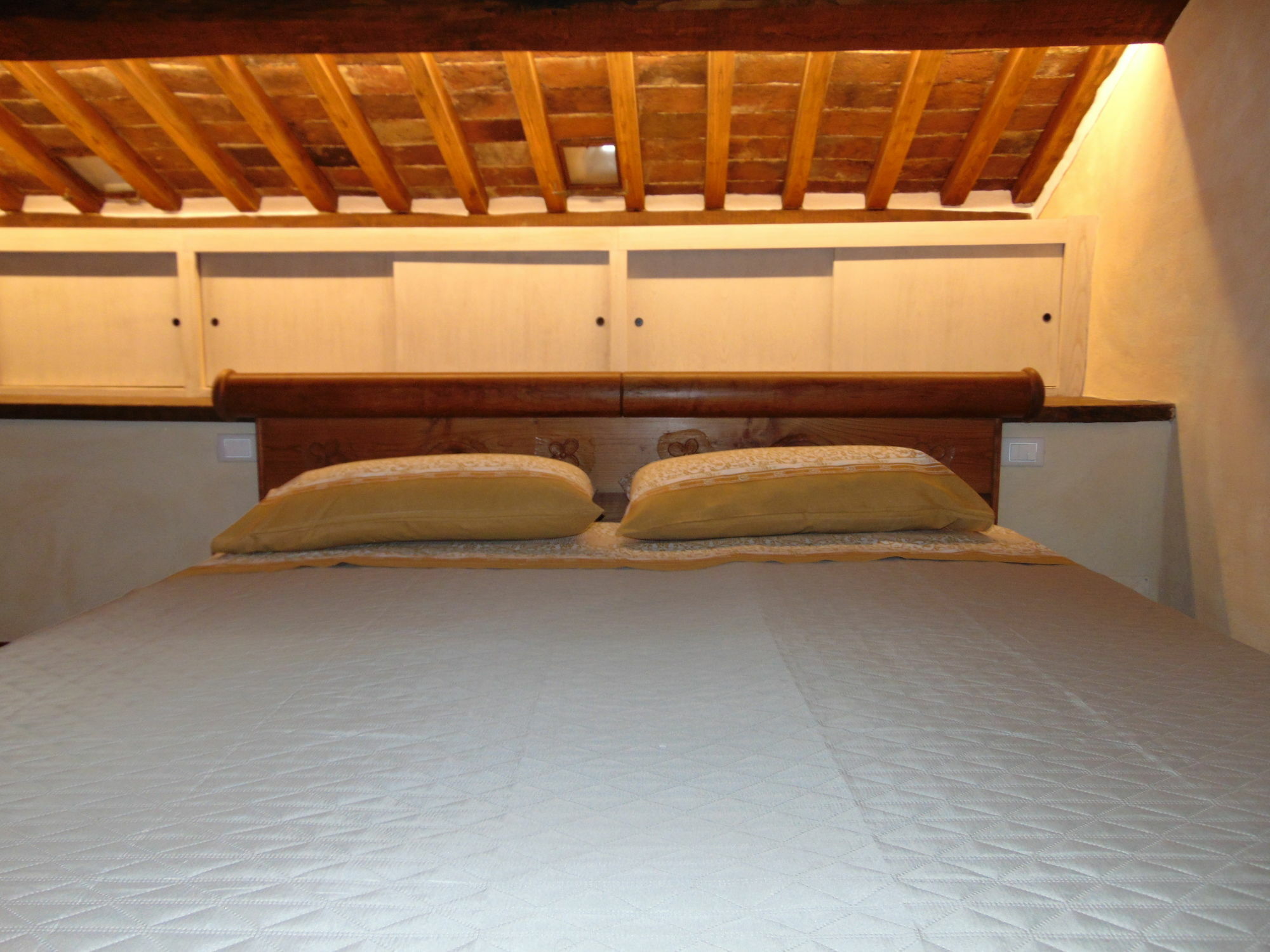 Domus Ghibellinae- Fonte Di San Benedetto Apartment Cortona Bagian luar foto