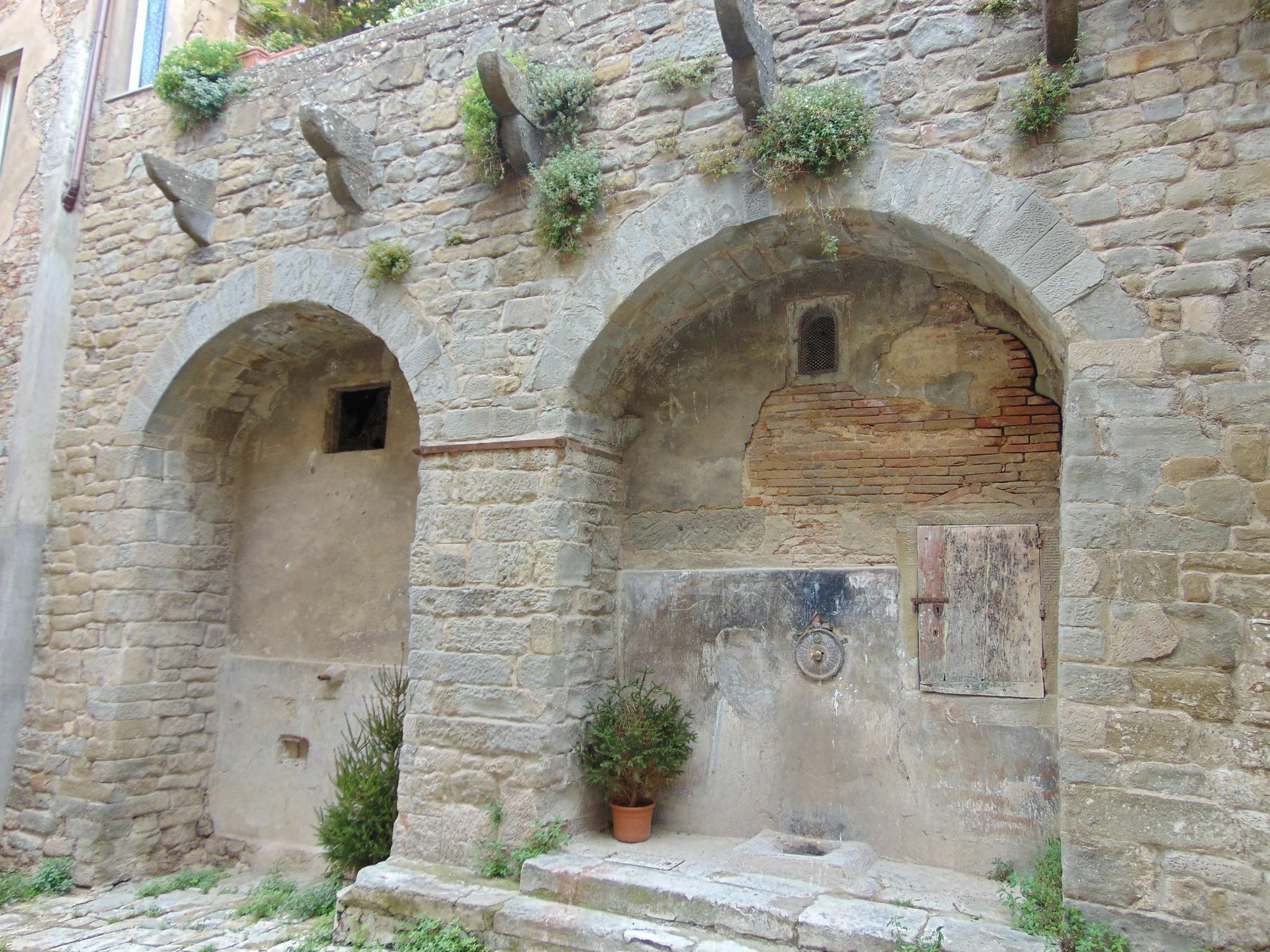 Domus Ghibellinae- Fonte Di San Benedetto Apartment Cortona Bagian luar foto